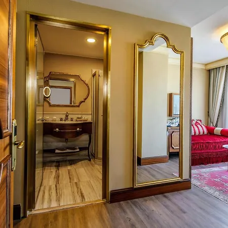 Romance Boutique Class Hotel