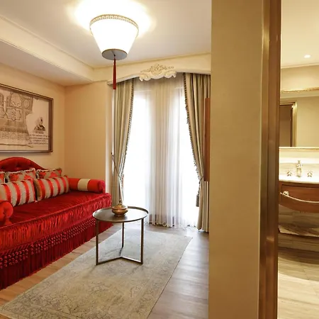 ロマンス ブティック クラス 4*