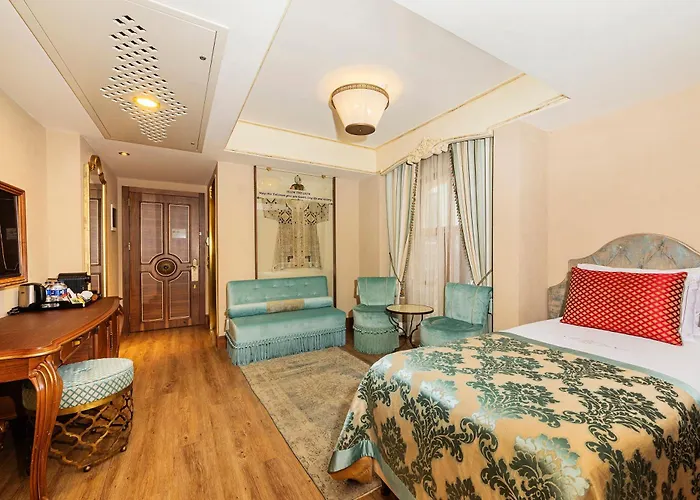 Romance Boutique Class