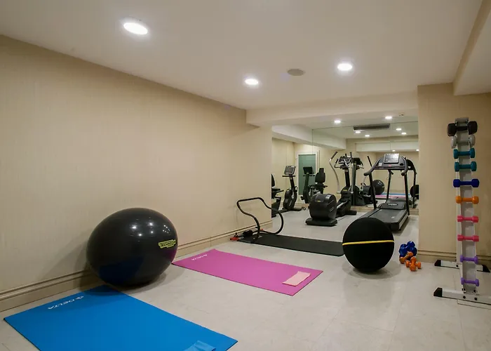 Romance Boutique Class