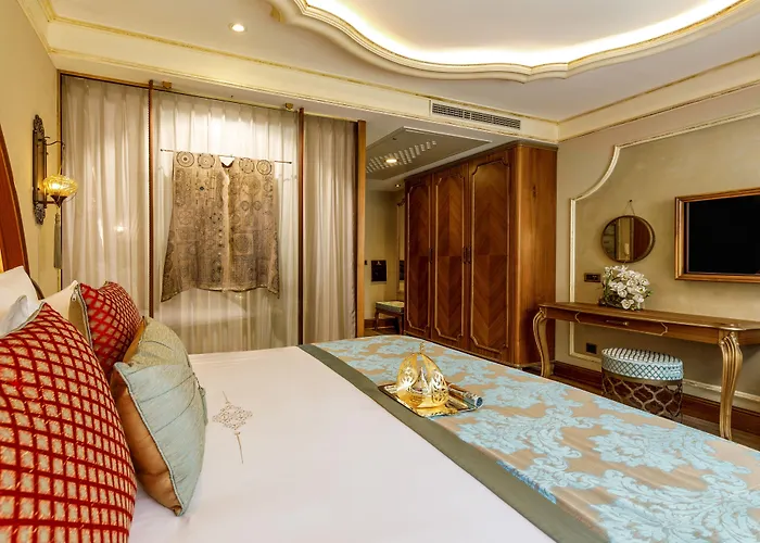 Romance Boutique Class