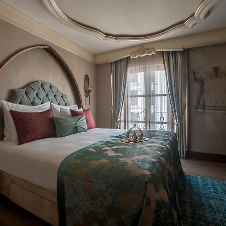 Romance Boutique Class