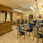 Romance Boutique Class 4*